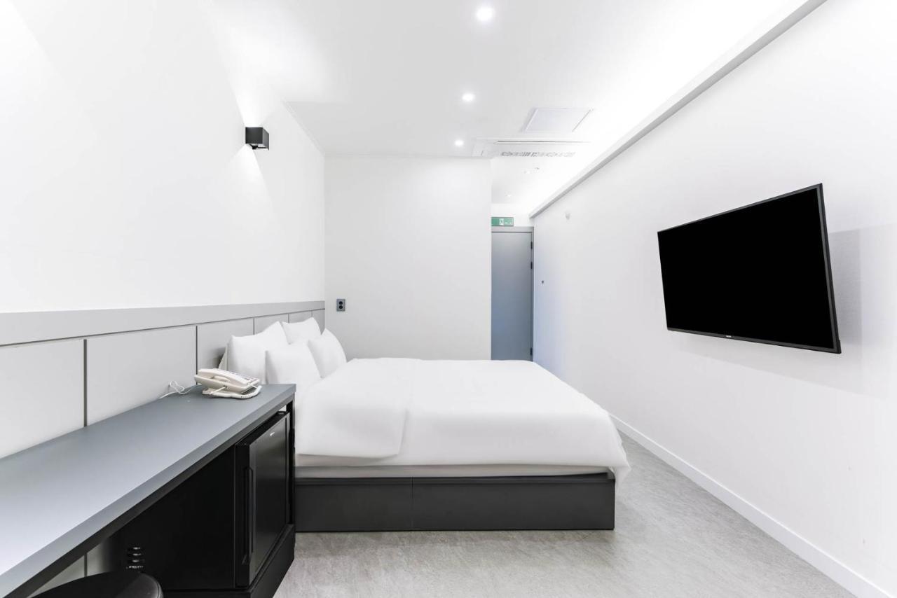 Pyeongtaek Godeok Rich Stay Hotel Luaran gambar