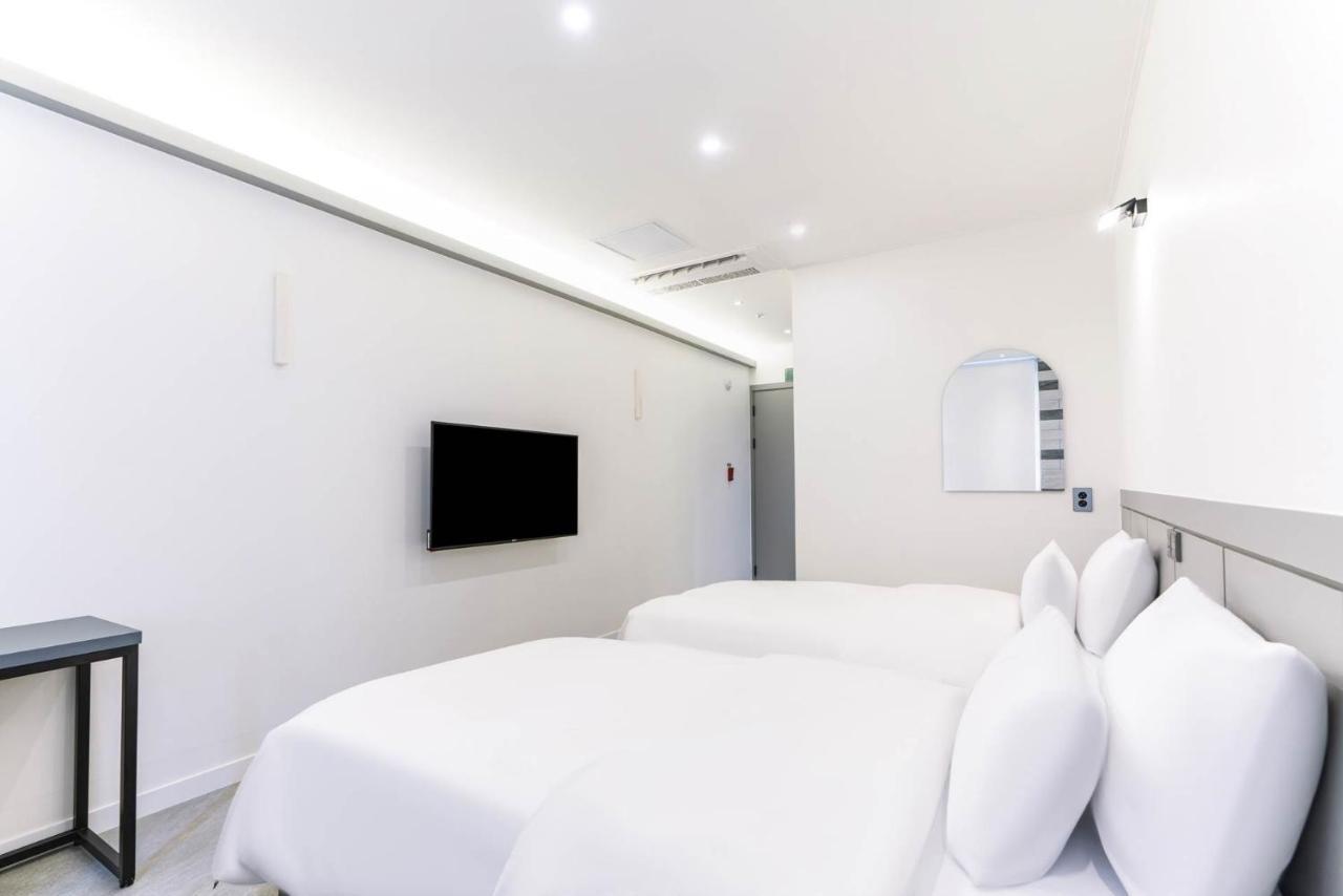 Pyeongtaek Godeok Rich Stay Hotel Luaran gambar