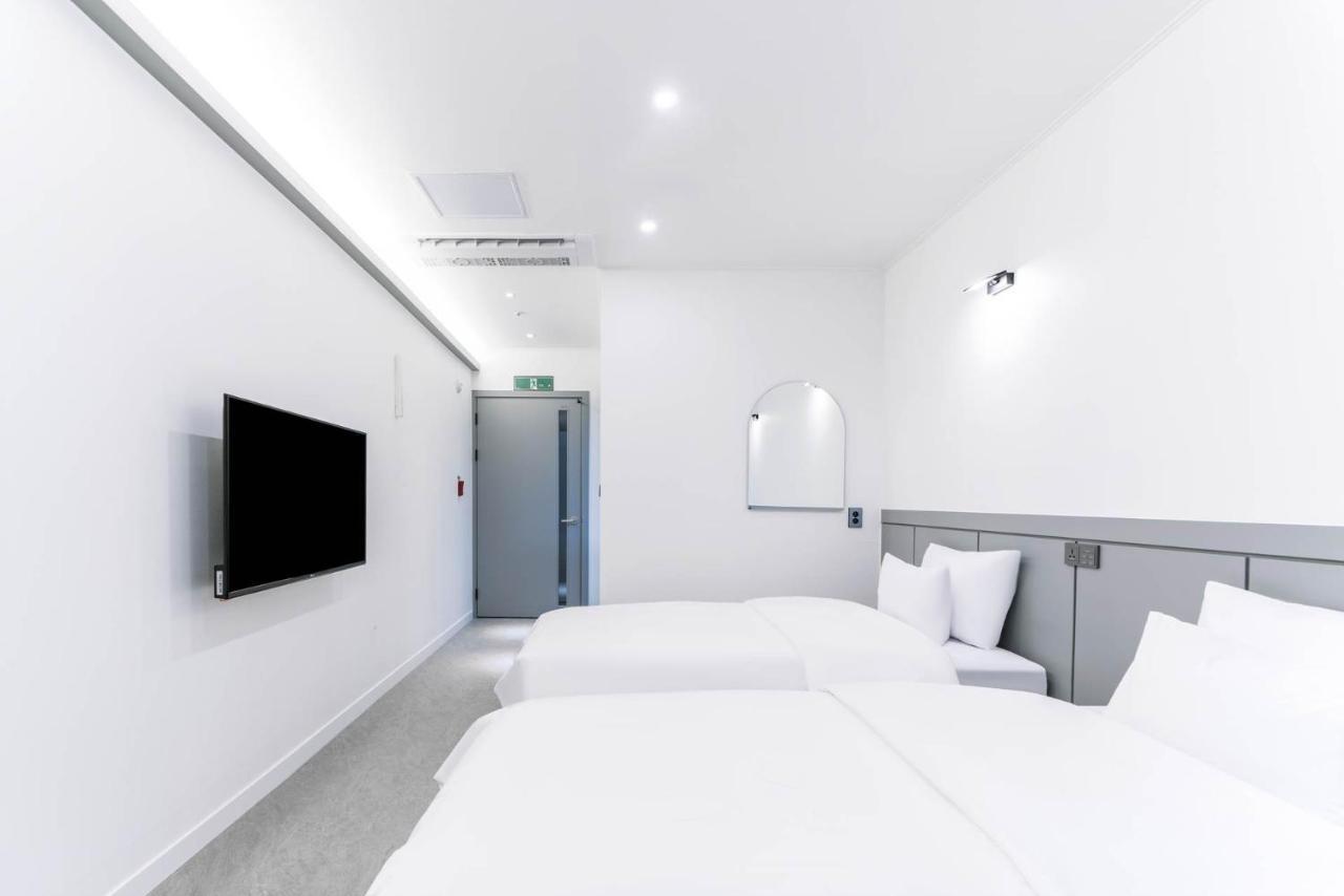 Pyeongtaek Godeok Rich Stay Hotel Luaran gambar