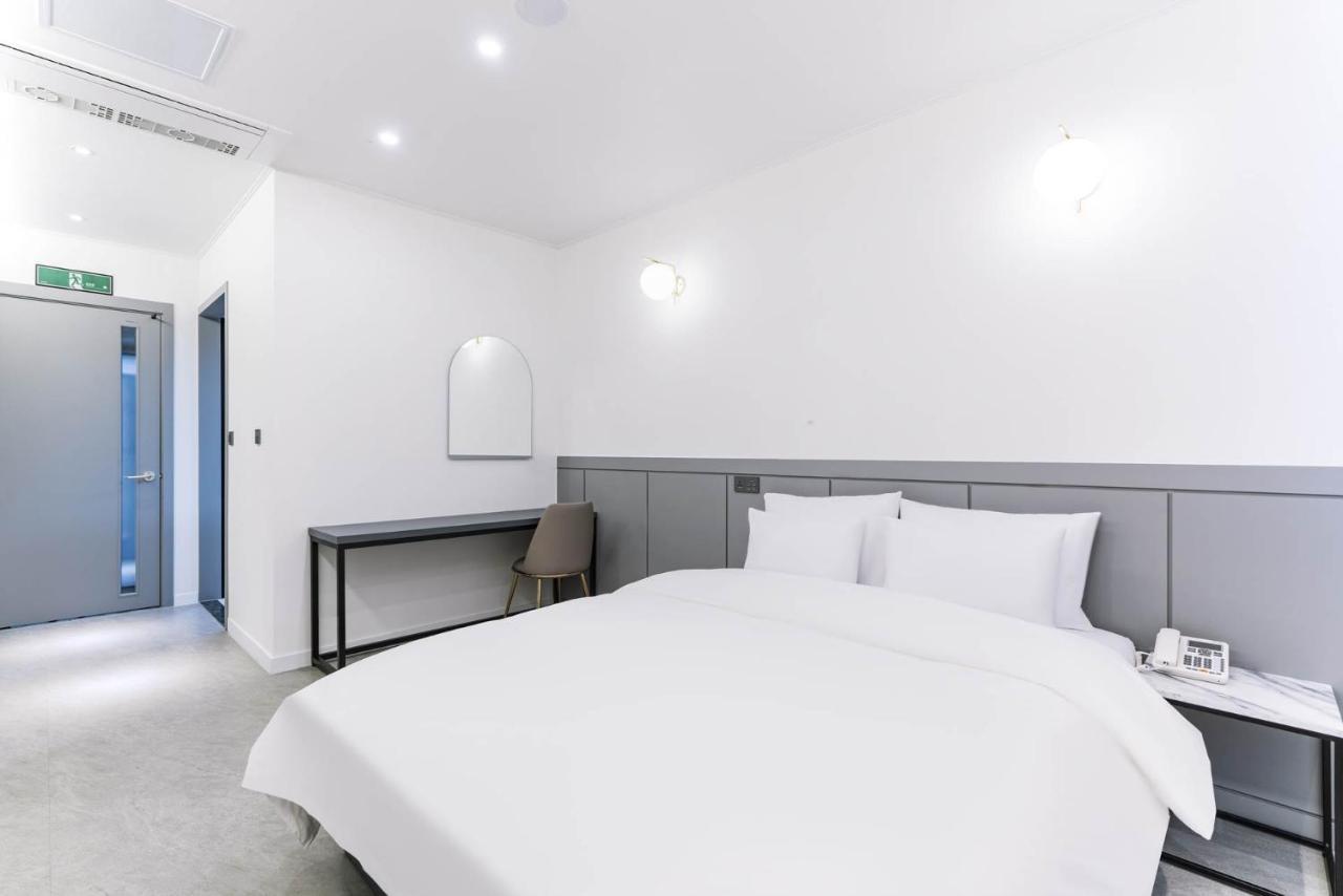 Pyeongtaek Godeok Rich Stay Hotel Luaran gambar