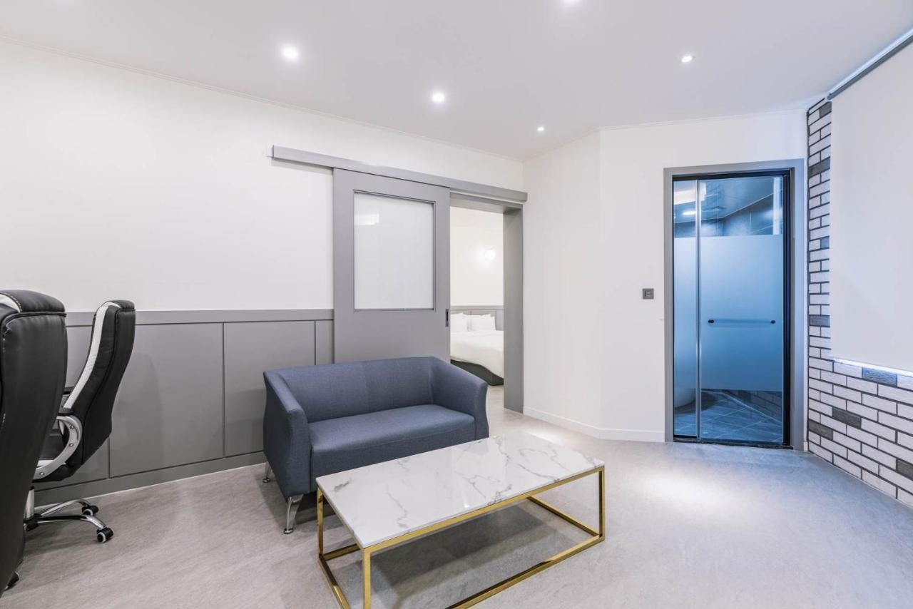 Pyeongtaek Godeok Rich Stay Hotel Luaran gambar